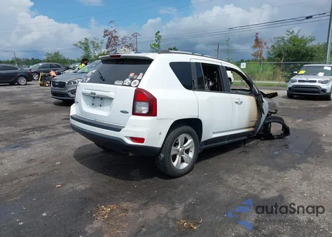 2015 Jeep Compass Latitude из США, поврежденный, VIN 1C4NJDEB0FD303351